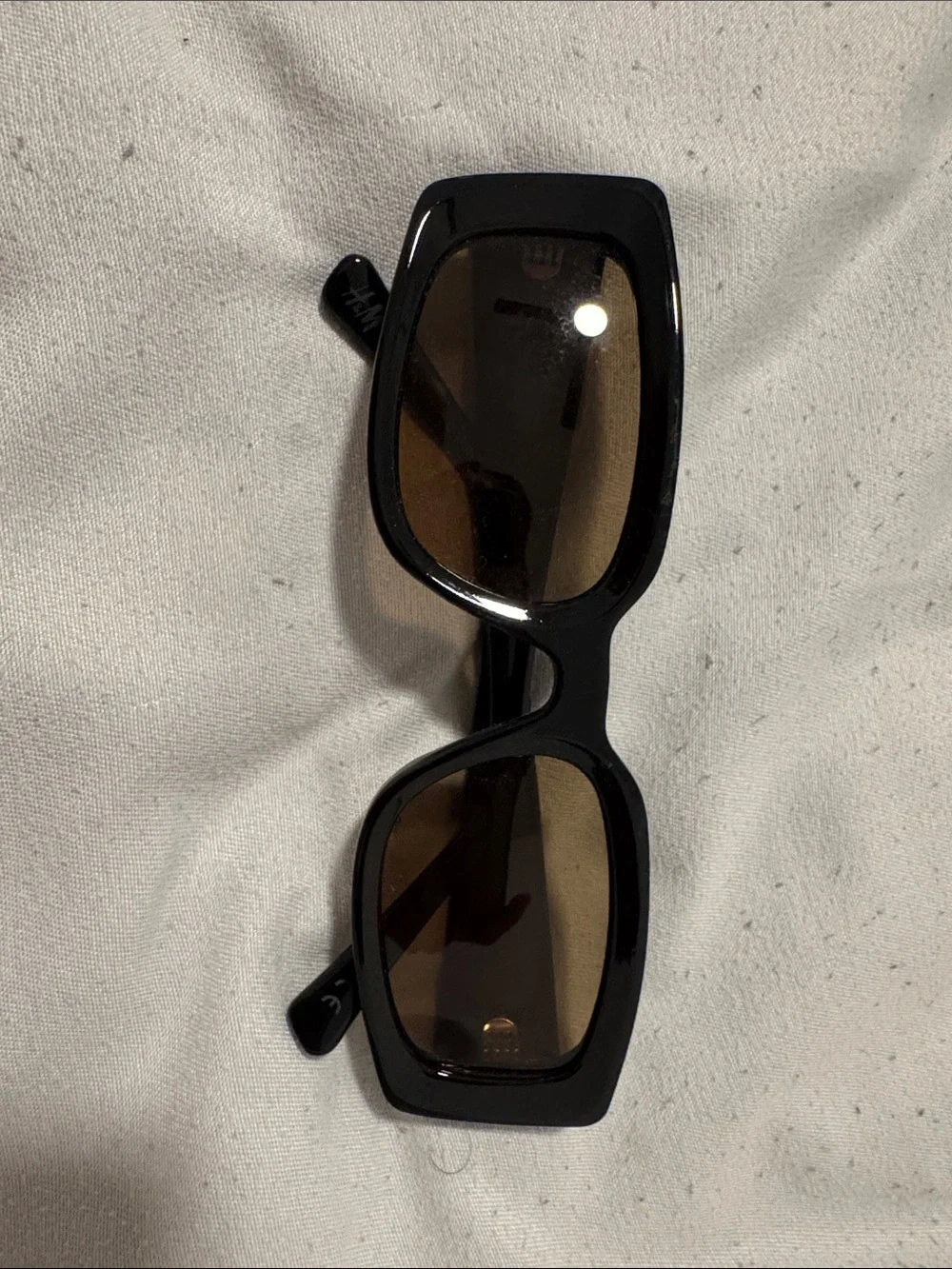 H&M Glossy Black Rectangular Sunglasses